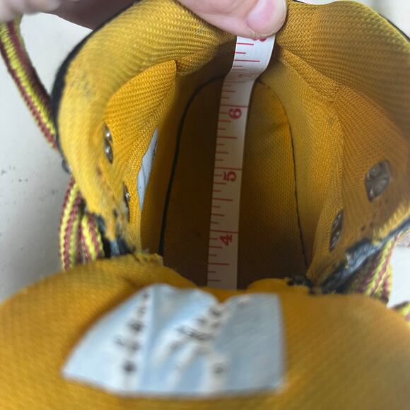 Timberland Toddler Boots - size for unknown see photos for measurements - Picture 5 of 10